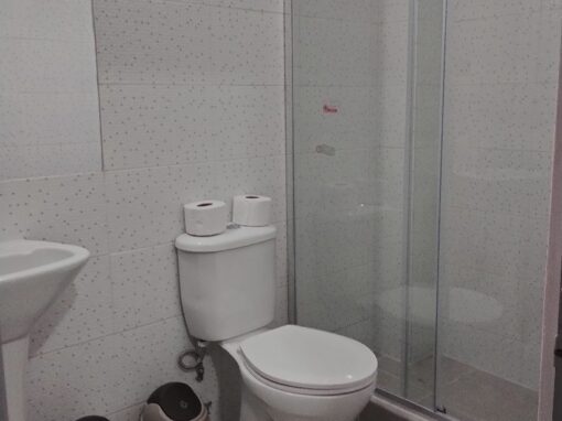 Remodelación dormitorios y baños hotel Libertad Iquique mayo 2024