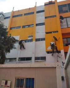 Pintura edificios barrio «El Morro»