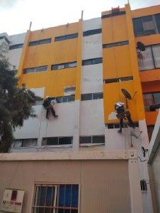 Pintura edificios barrio «El Morro»