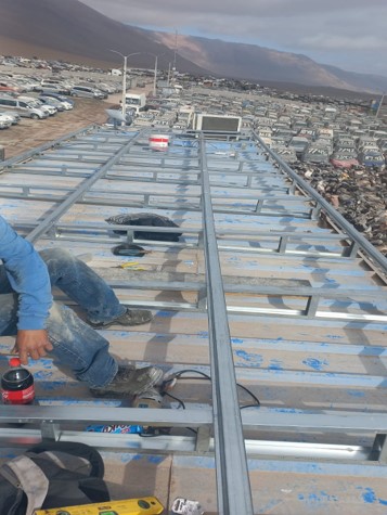 Techumbre oficinas Ilustre municipalidad de Iquique Los Verdes. Julio 2024