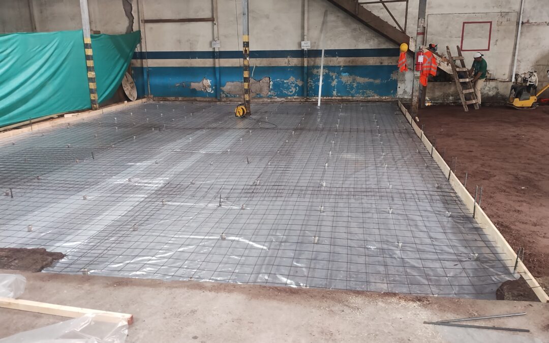 Construcción Radier hormigón e=20cm galpón 2025