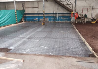 Construcción Radier hormigón e=20cm galpón 2025